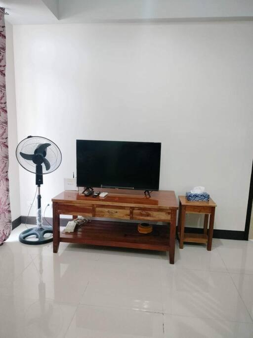 Cubao Manhattanheights U24B Td Apartment Manila Ngoại thất bức ảnh
